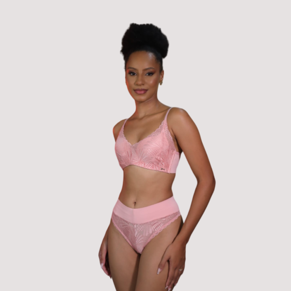 Conjunto em Microfibra com Detalhe em Renda  - 32131422